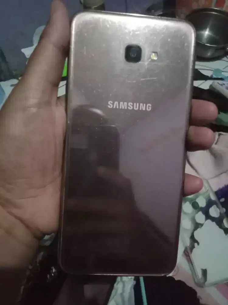 Samsung j4+ ram 2/32