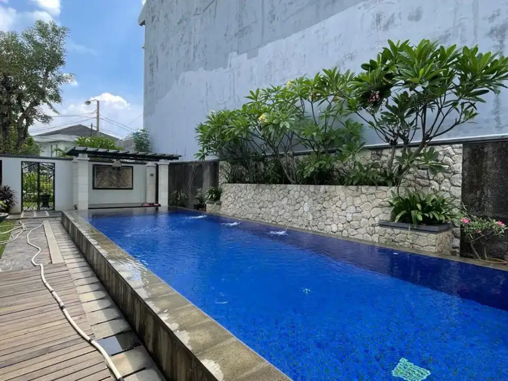 Dijual Rumah Bagus Cluster Taman Simpruk Lippo Cikarang