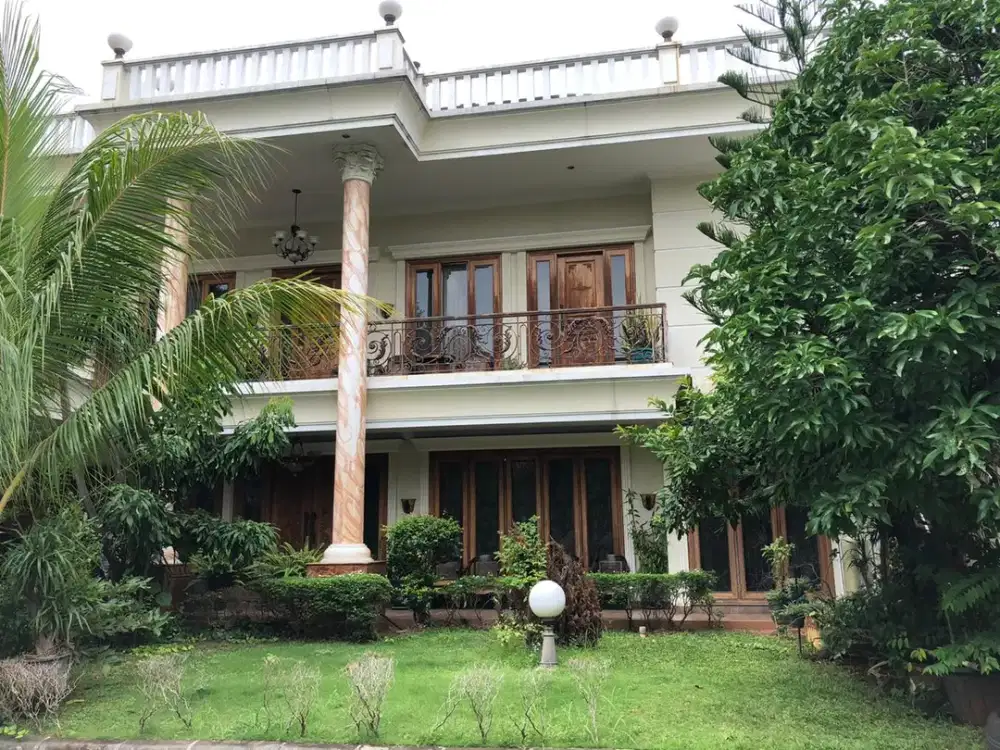 Sewa Rumah Bagus Beverli Lippo Cikarang Semi Furnished