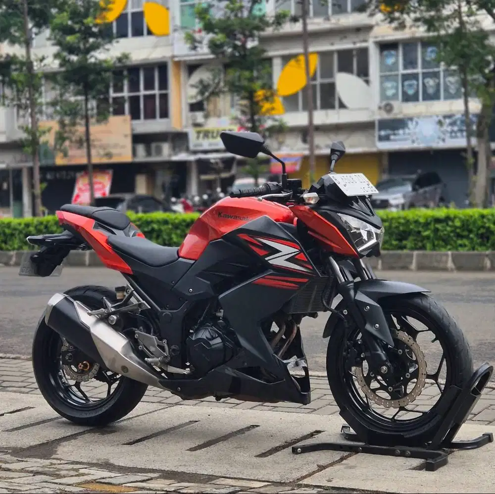 KAWASAKI Z250 FI 2014 ORANGE KM 19K PAJAK PANJANG SUPE GRESS