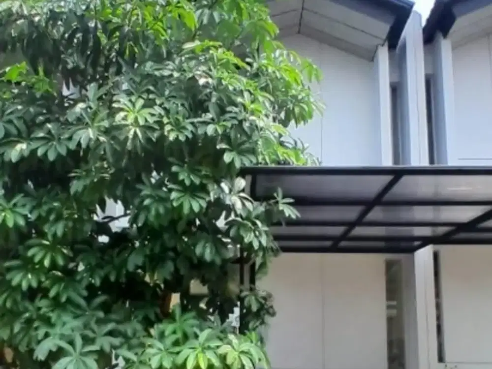 Disewakan Rumah Cluster Uptown Lippo Cikarang