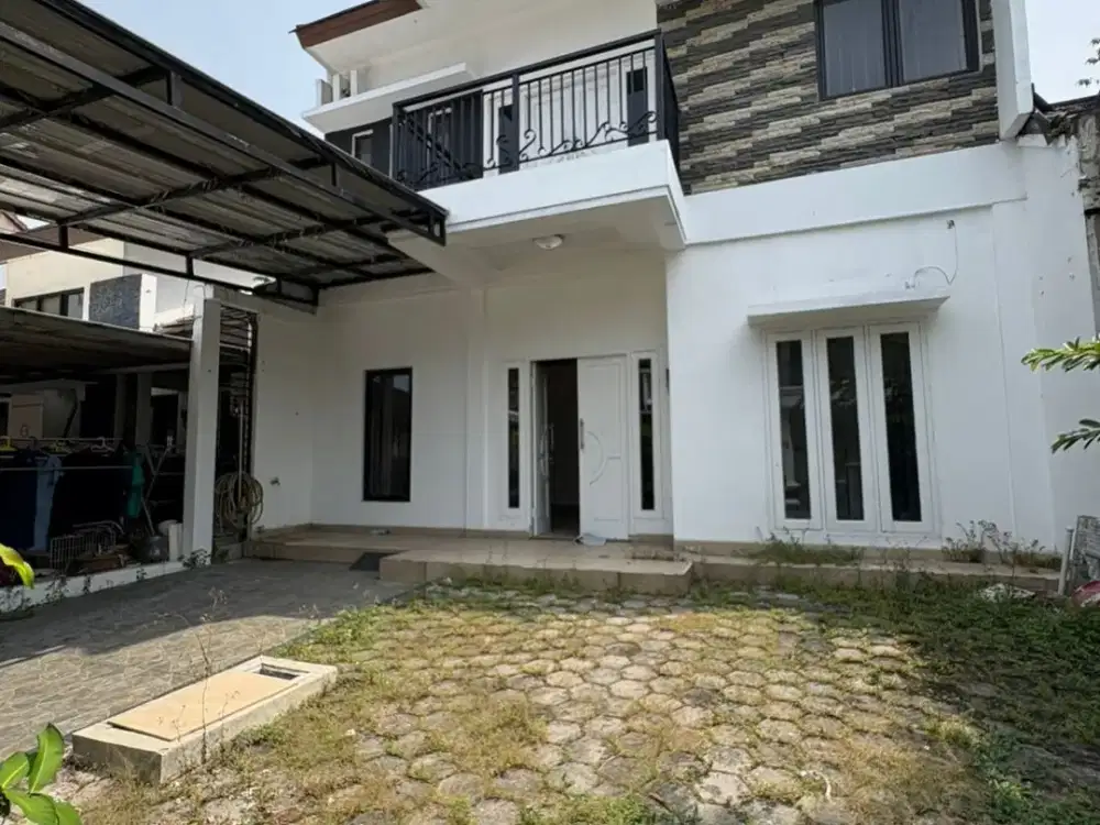 Disewakan Rumah Cluster Simprug Garden Jababeka Cikarang JEE12BSG