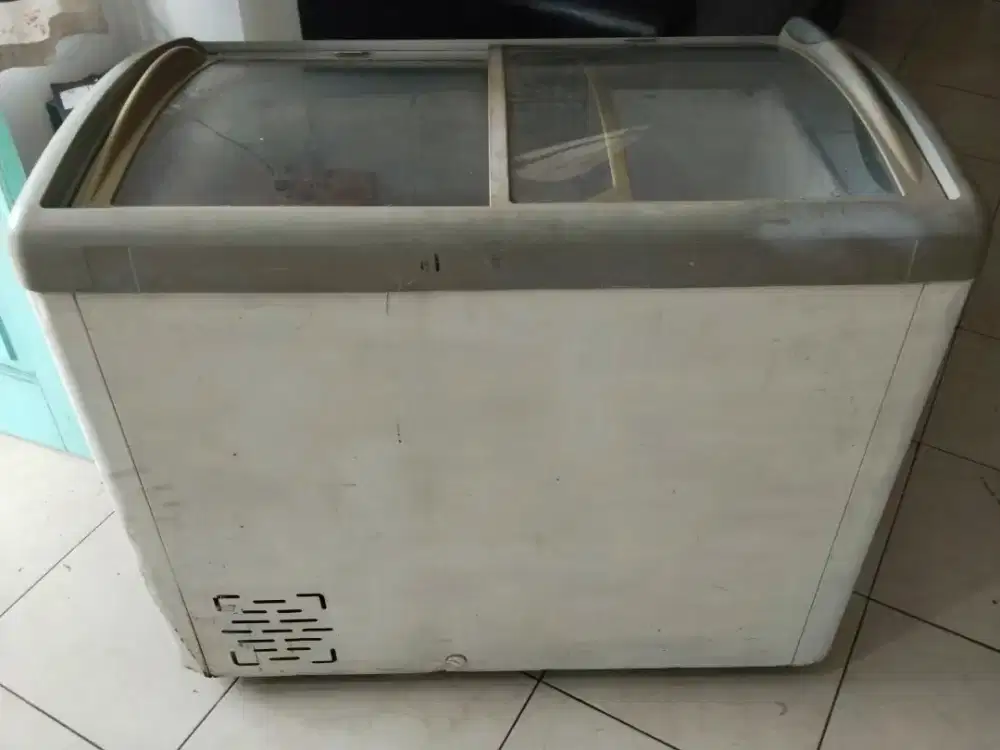 Freezer seliding bok gea kaca