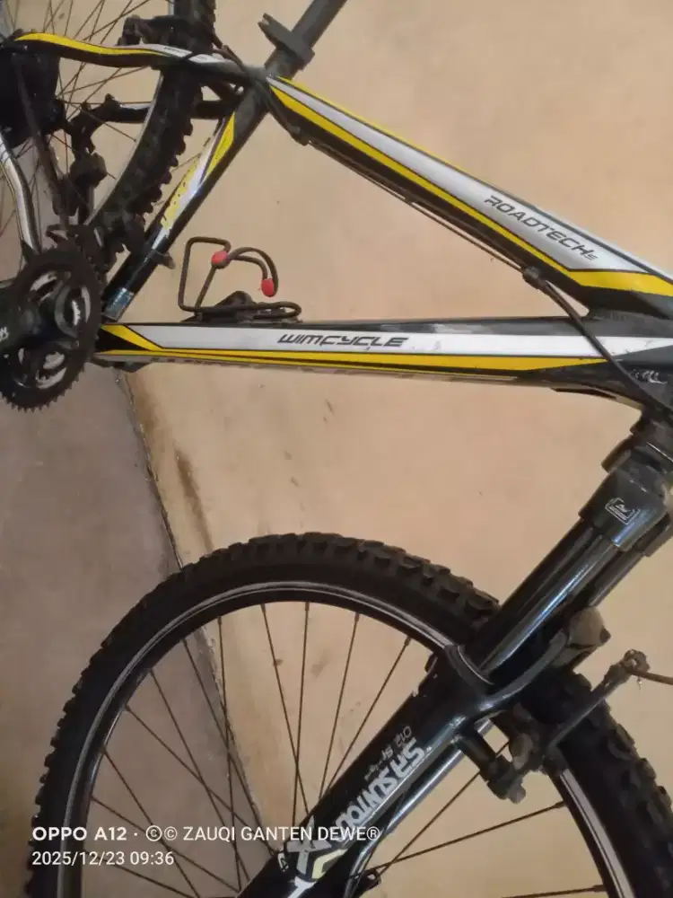 Jual wimcycle Roadtech uk 26 Alloy kondisi normal tinggal pakai