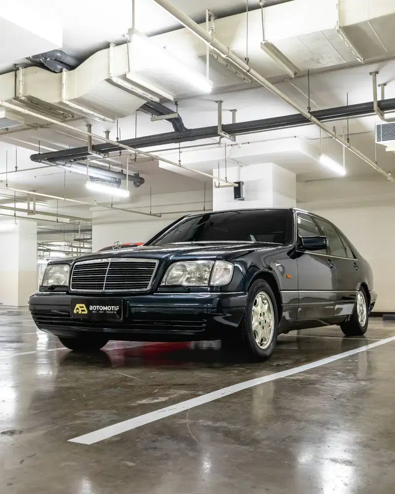 Mercedes-Benz S280 W140 Azure Blue 1996