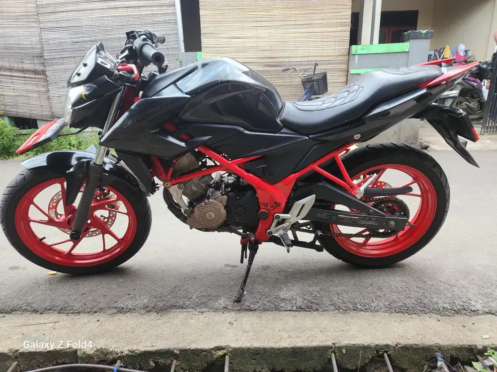 HONDA CB 150R TAHUN 2017