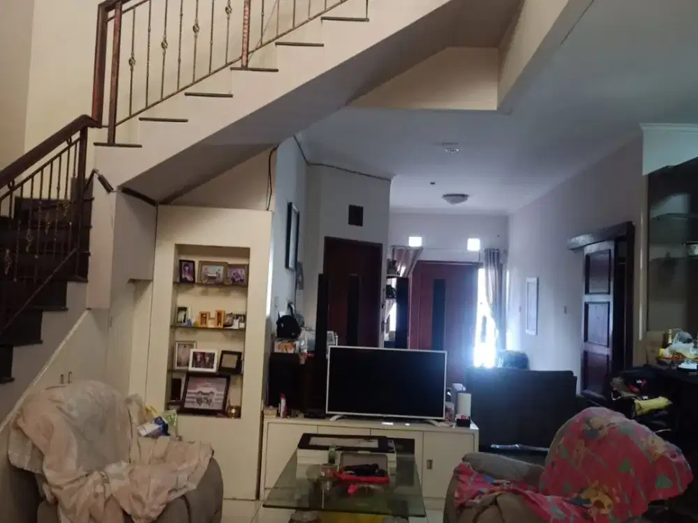 Dijual Rumah Nyaman Siap Huni Semi Furnish Lokasi di Taman Mutriara Cimahi Bandung