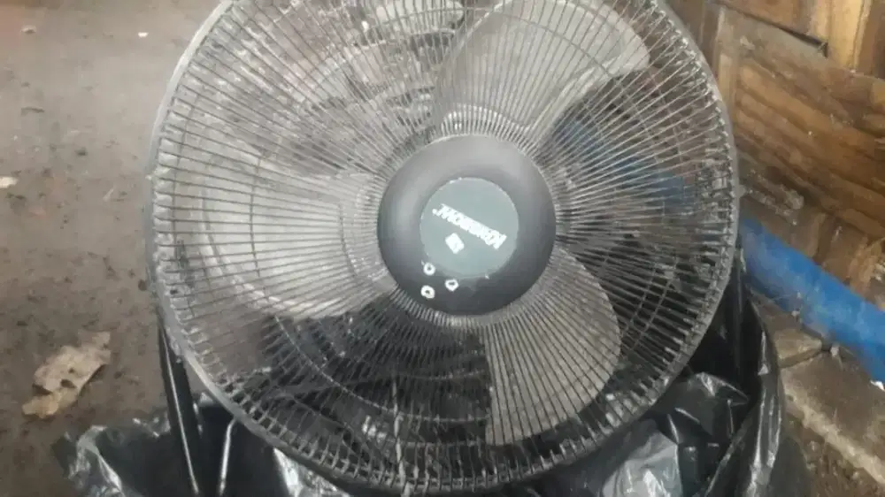 Merk Maspion dan merk lainnya kipas angin service di tempat