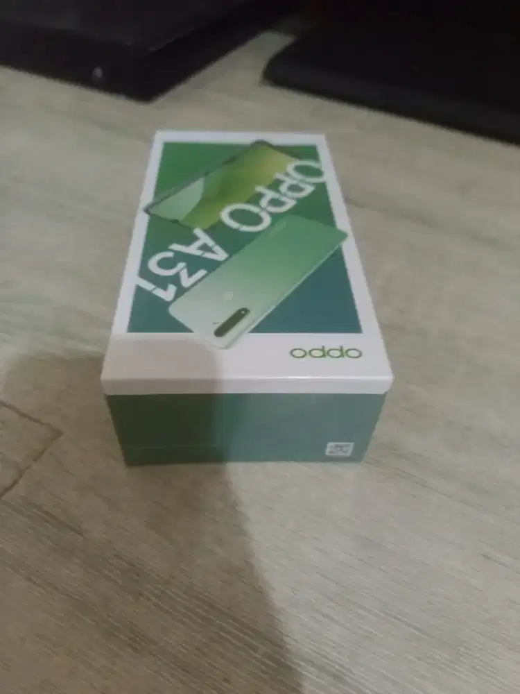 Oppo a31 ram 6/128  dapat hadiah pabrik masih segel jual aja