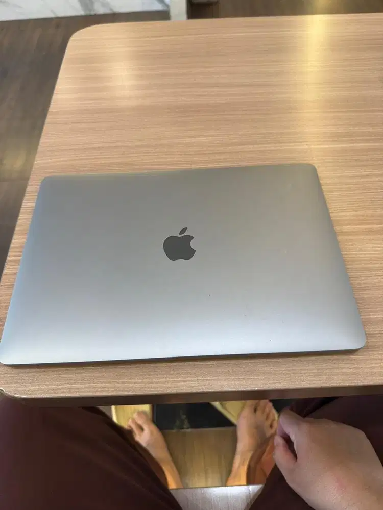 Macbook Pro M1 8/256