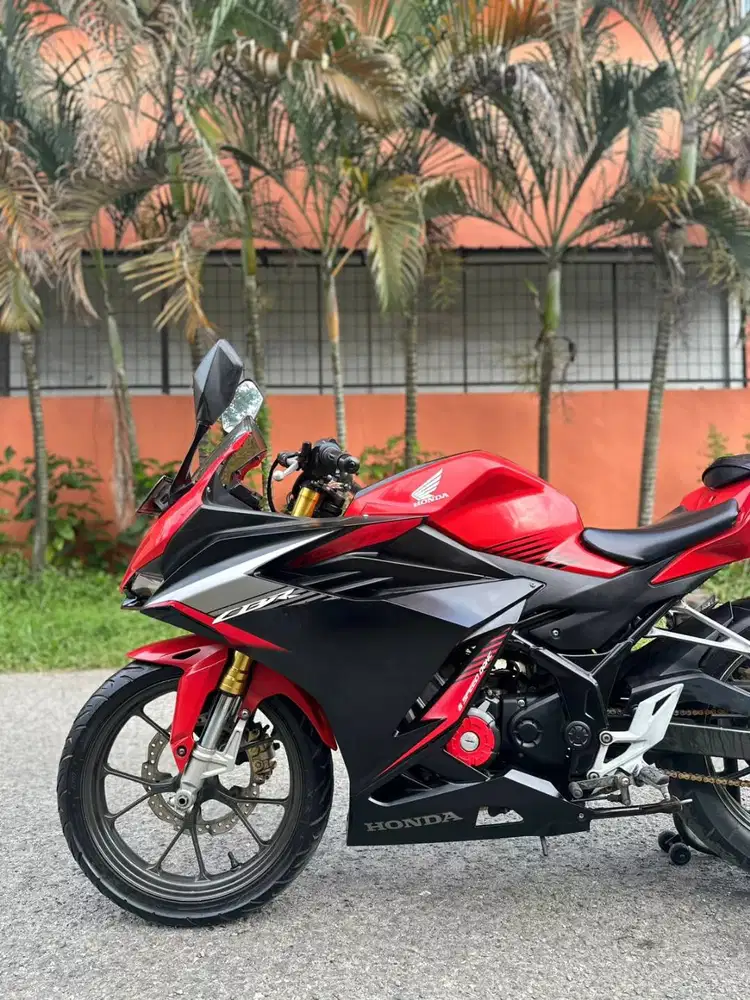 Honda CBR 150 R Tahun 2021