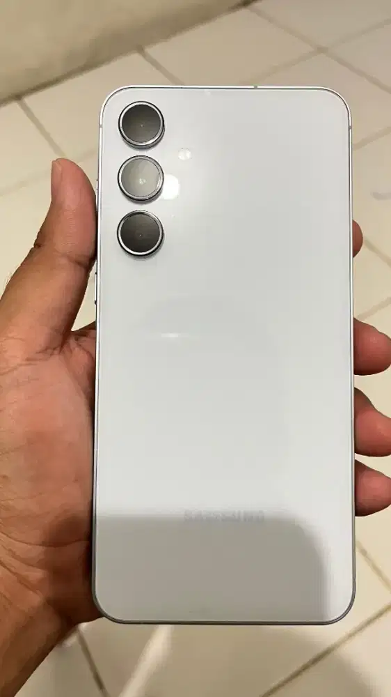 Samsung A55 Like New