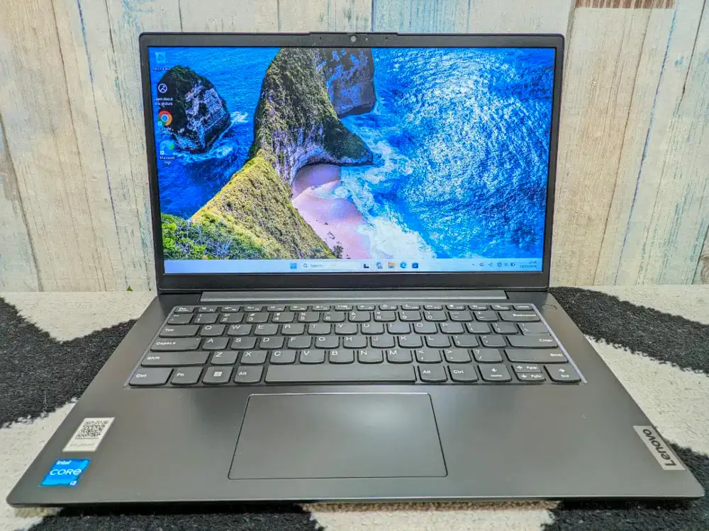 Lenovo 82KA Prosesor Core i3 Gen 11 RAM 8GB SSD 256GB