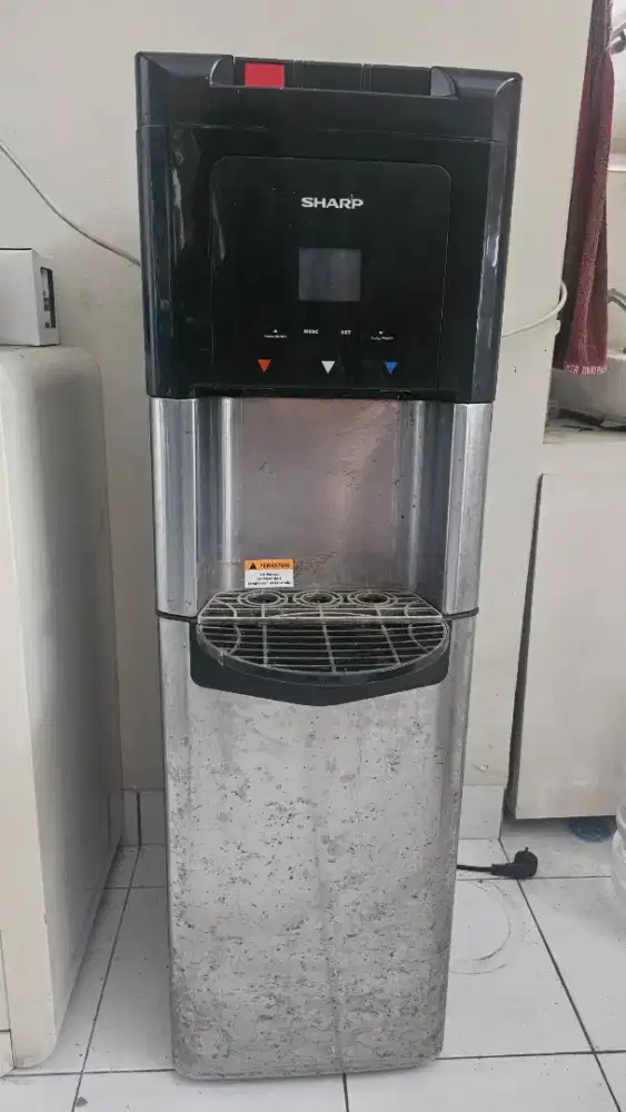 Dijual Dispenser SHARP Model SWD - 70EHL - SL  ( Galon Bawah)