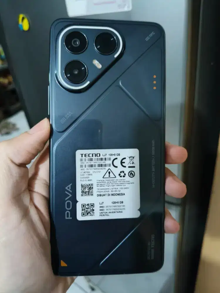 Tecno pova 7 5g 8/128gb