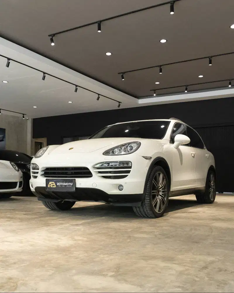 Porsche Cayenne 3.6 White 2011