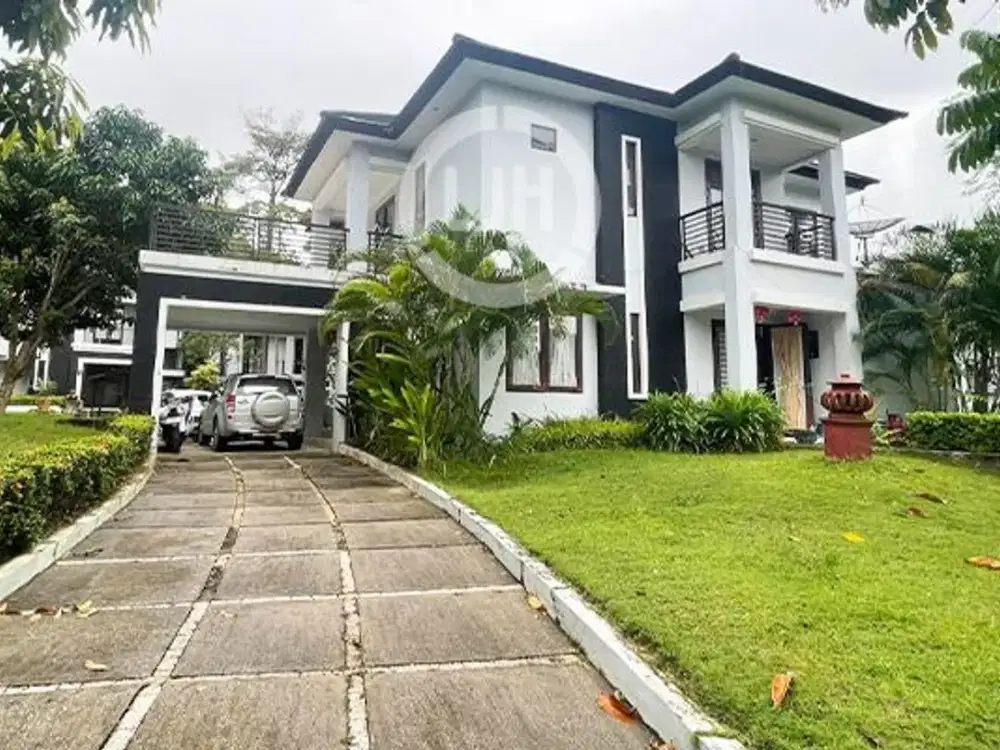 Dijual Rumah Mewah di Villa Panbil