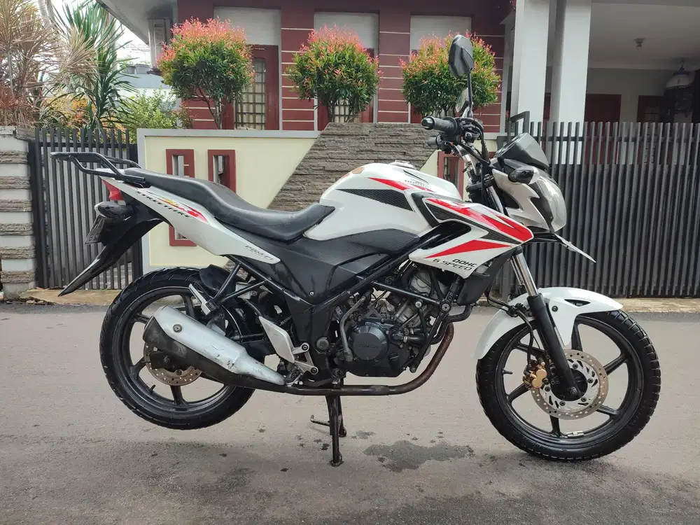HONDA CB 150R TAHUN 2014