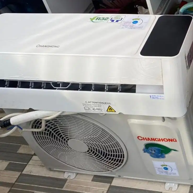 AC 1/2 PK 2024 masih seperti baru ples pasang