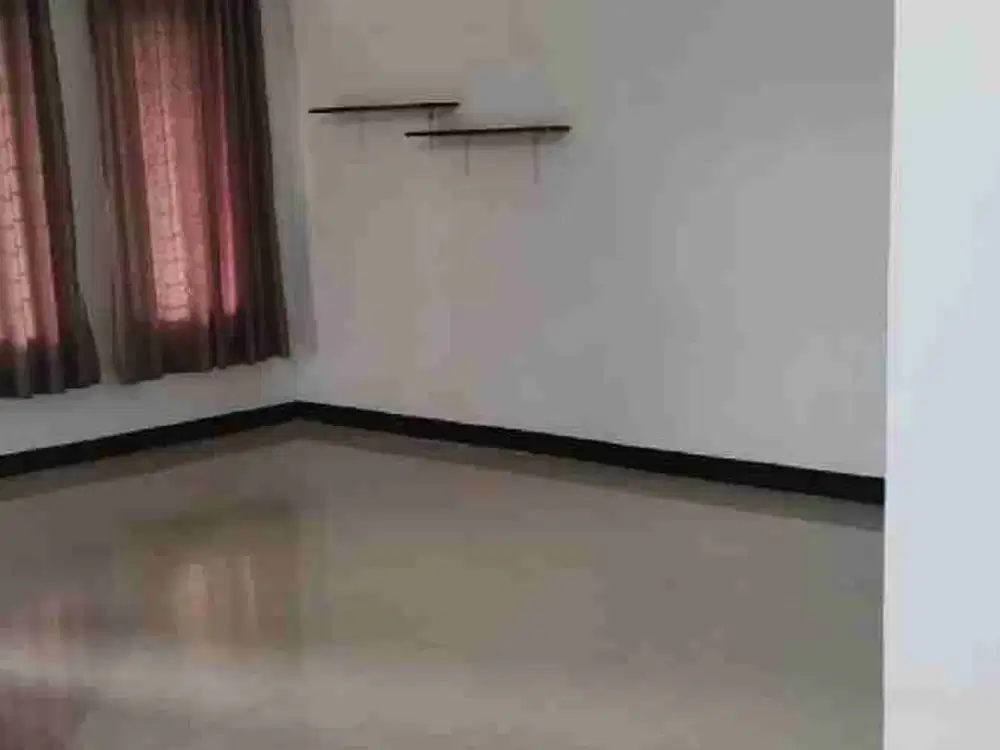 Rumah Minimalis 2 lantai murah, bagus, Sayap Taman Kopo Indah