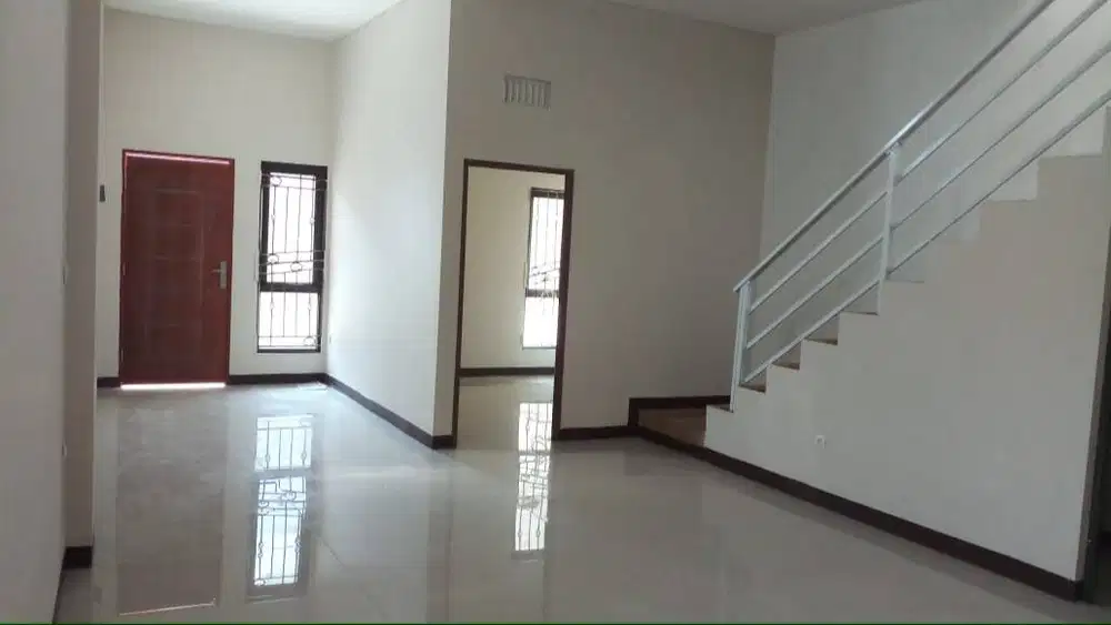 Disewakan Rumah Siap Pakai Dua Lantai Sayap Peta Dekat Tegalega Bandun