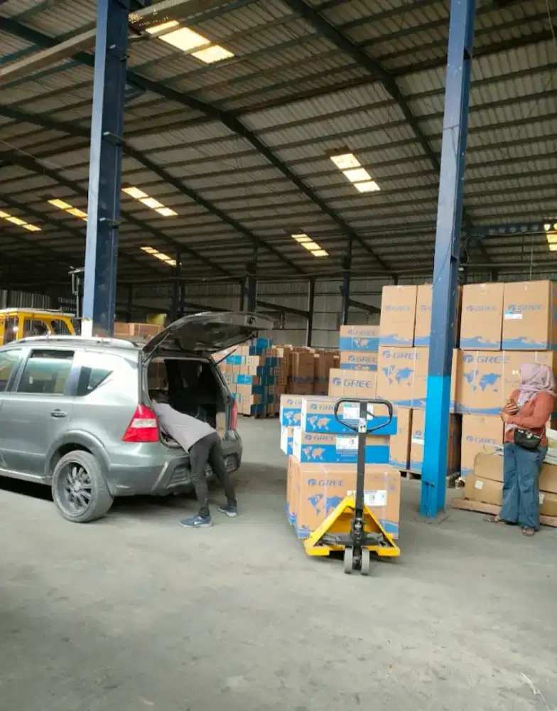 Loker gudang event natal dan tahun baru