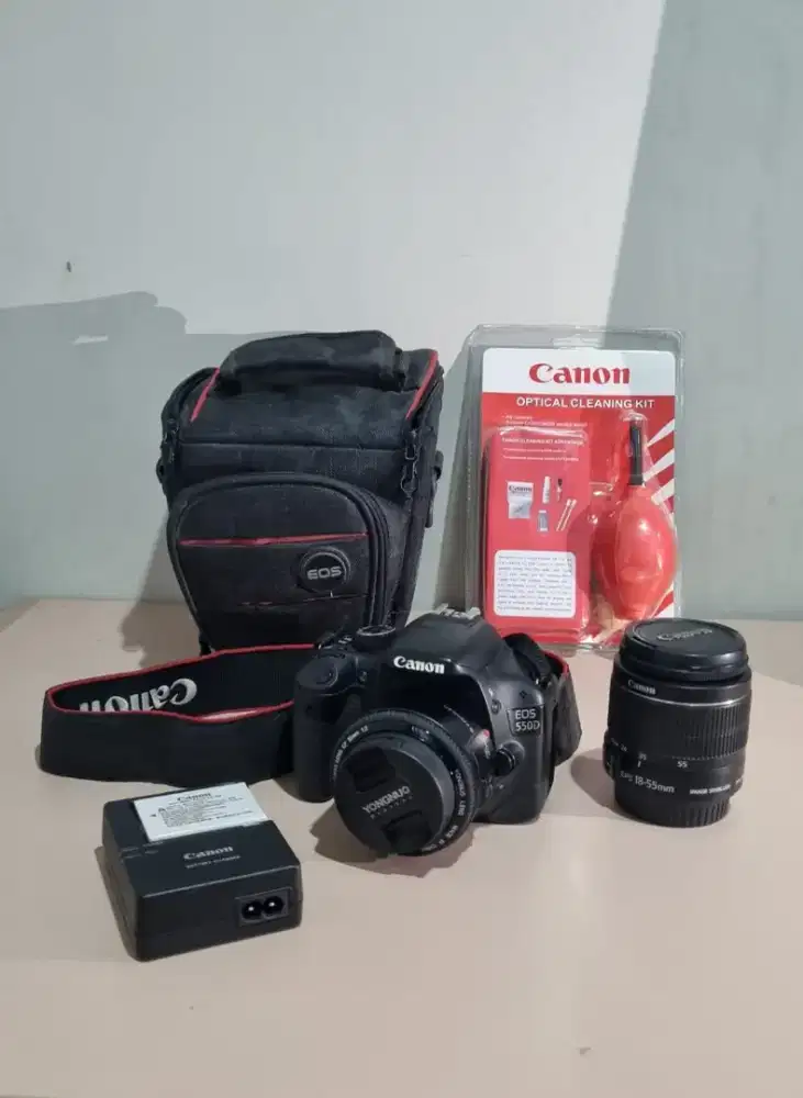 Dijual Kamera Canon Eos 550D komplit