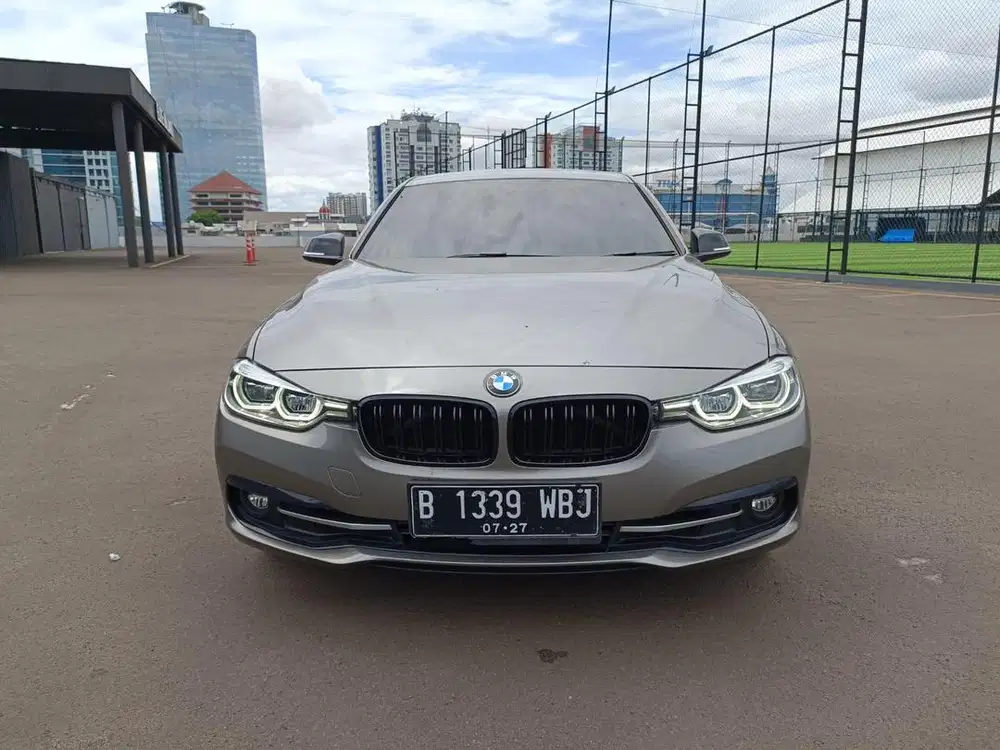 BMW 320i Sport F30 NIK 2016 Full ORI