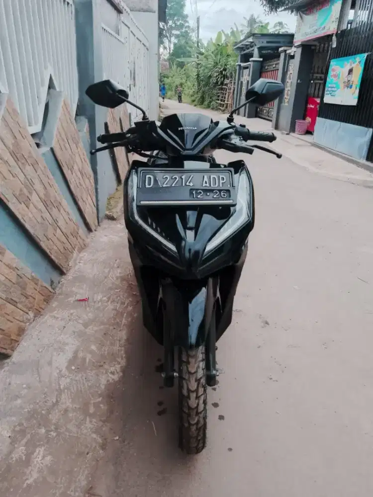 VARIO 125 TAHUN 2021