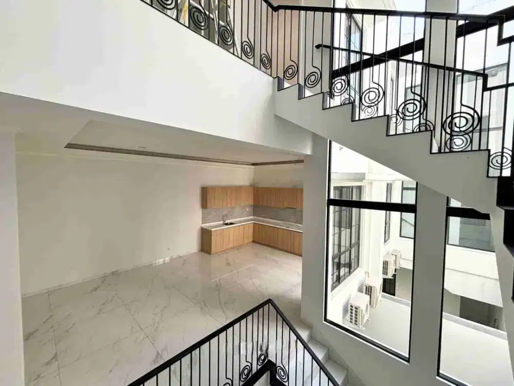 Rumah Baru Depan Taman Cluster Winona - Alam Sutera