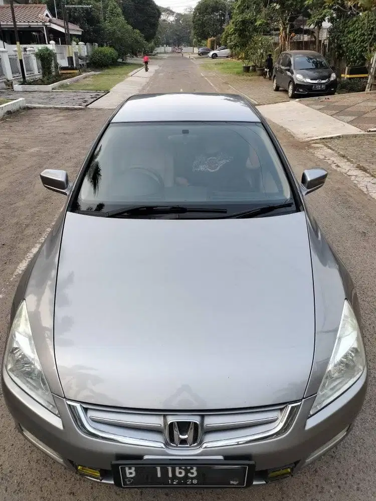Sedan Nyaman Harga Murah Honda Accord 2.4Vtil 2007 MT