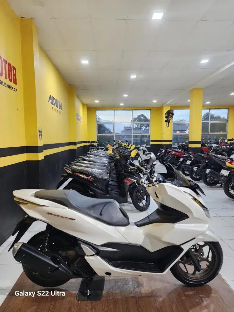 PCX 160 ABS TAHUN 2023 ( PUTRA TUNGGAL MOTOR)