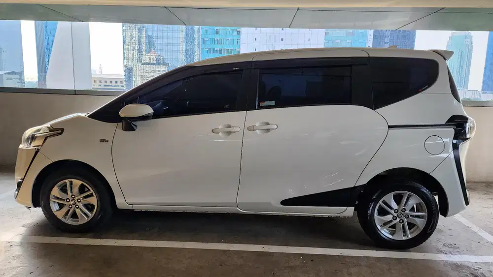 Toyota Sienta 2017 Bensin