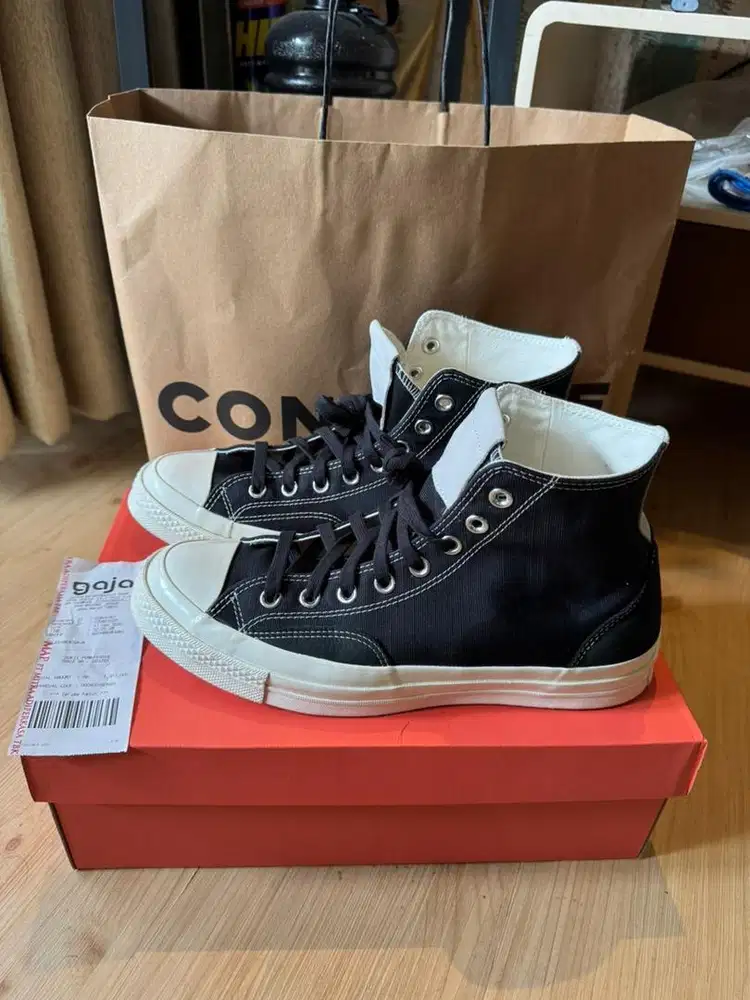 sepatu converse size 43