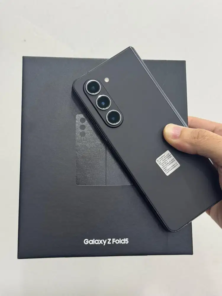 Samsung Z Fold 5 5G Black 12/256Gb (SEIN)