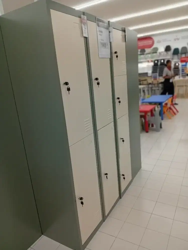 Loker serbaguna selma