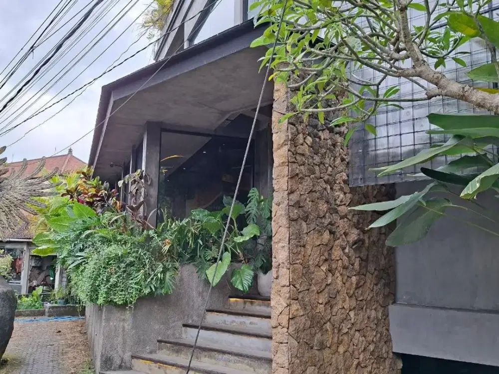 Leasehold - Prime 4 Story commercial space in Ubud, Bali