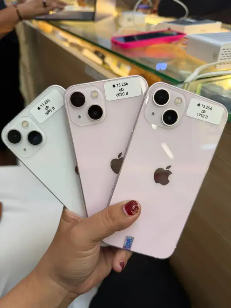 iPhone 13/256 interr