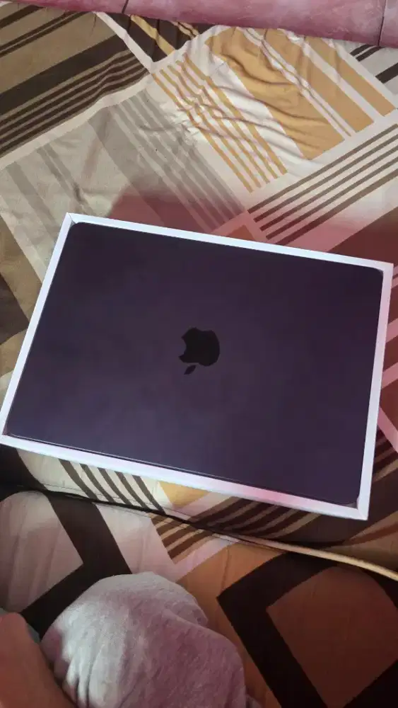 Macbook air m2 13inci ibox