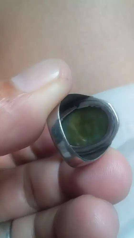 batu pandan suji lawas ber klep warna hijau