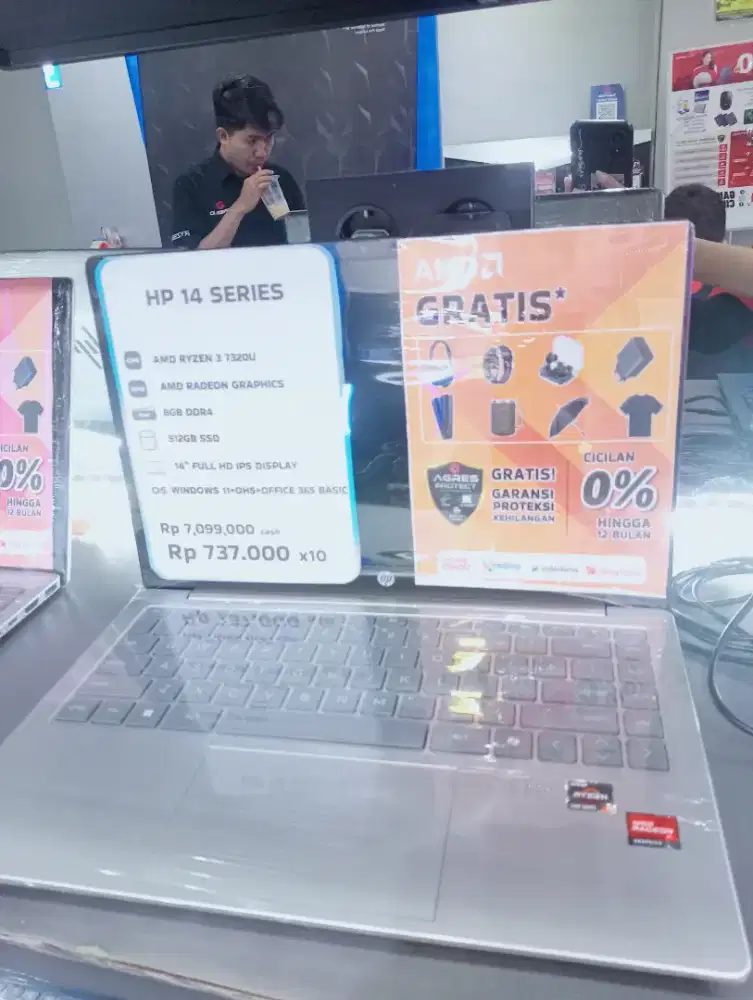 Cicilan Laptop pakai Home Credit cukup KTP saja bisa Free 1-2x cicilan