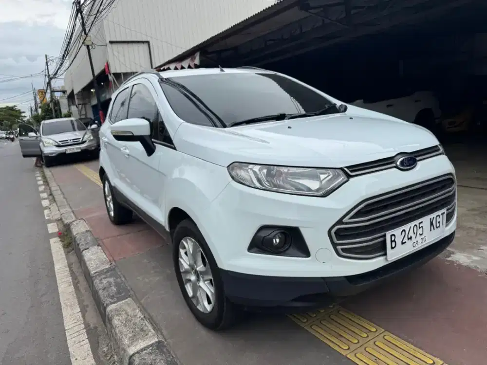 Ford ecosport titanium 2014 AT sunroof