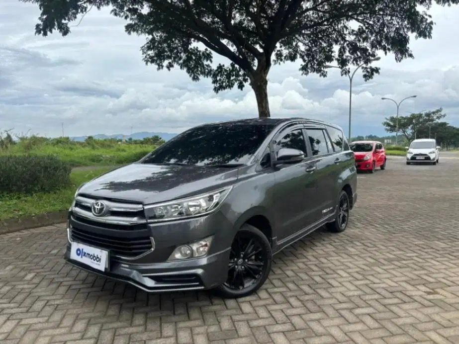 Toyota Kijang Innova 2.4 G TRD Solar OTOMATIS 2020 LAEV
