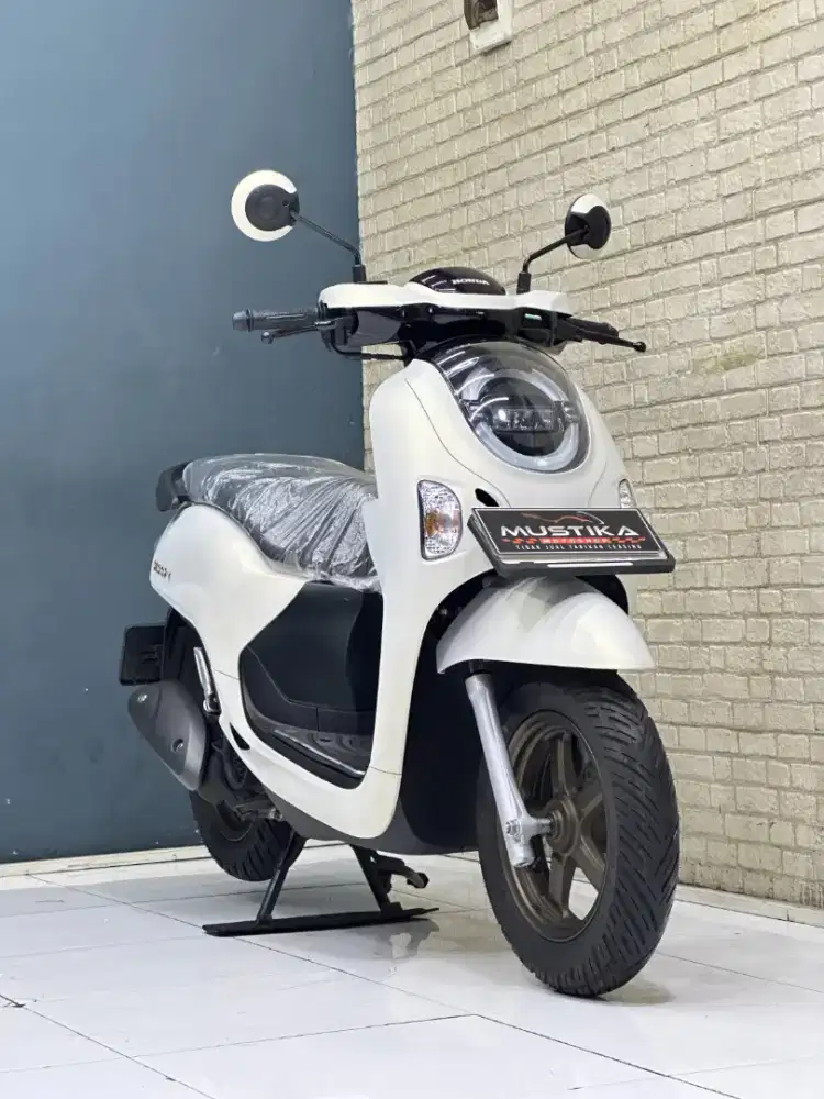HONDA SCOOPY KEYLESS 2025 - Chintia Mustika