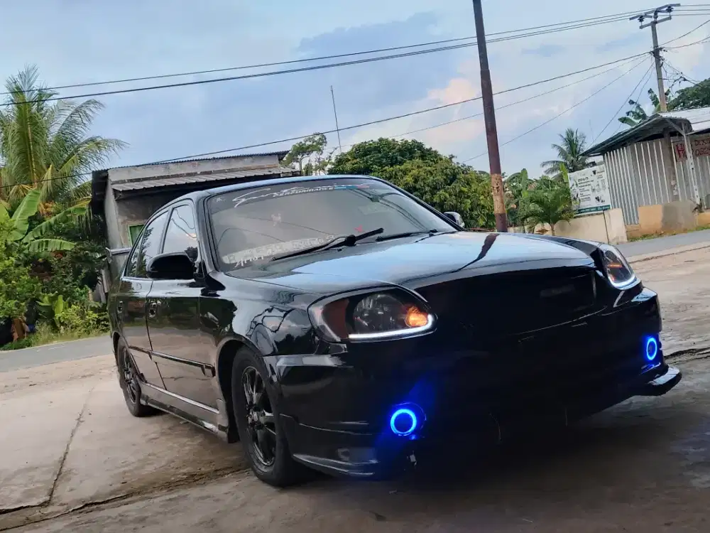 Hyundai accent balap
