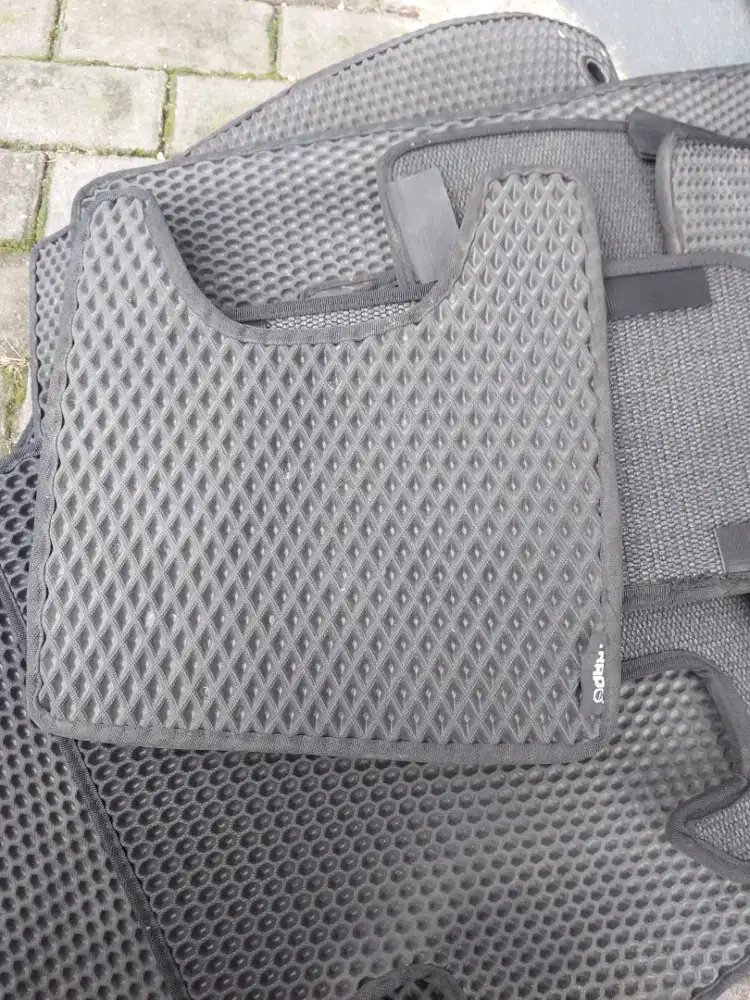 Karpet Trapo Mobil Mitsubishi XPANDER