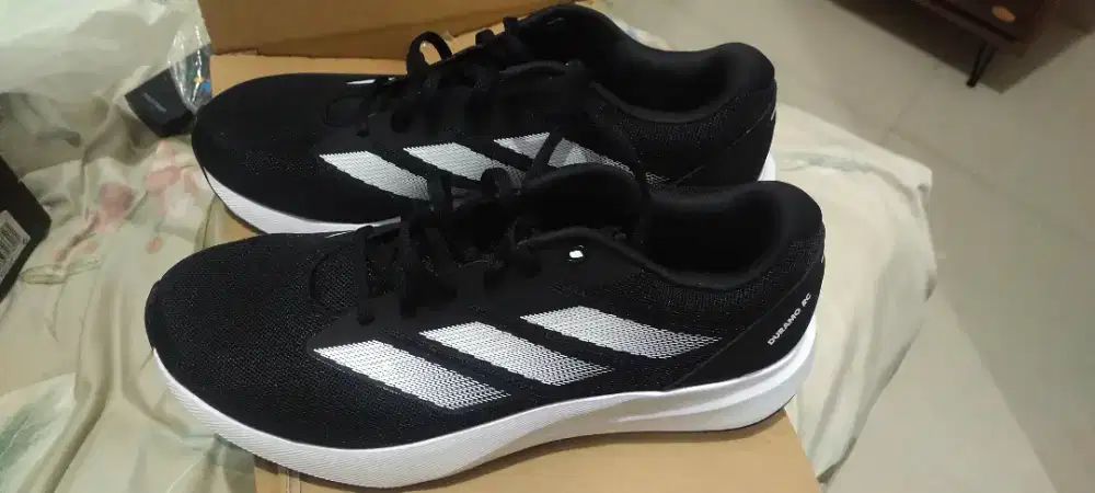 Jual sepatu baru beli