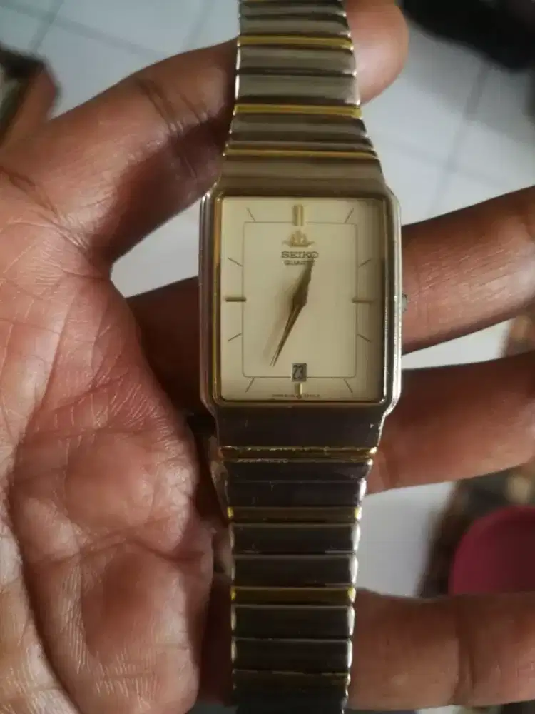 Jam tangan Seiko Credor