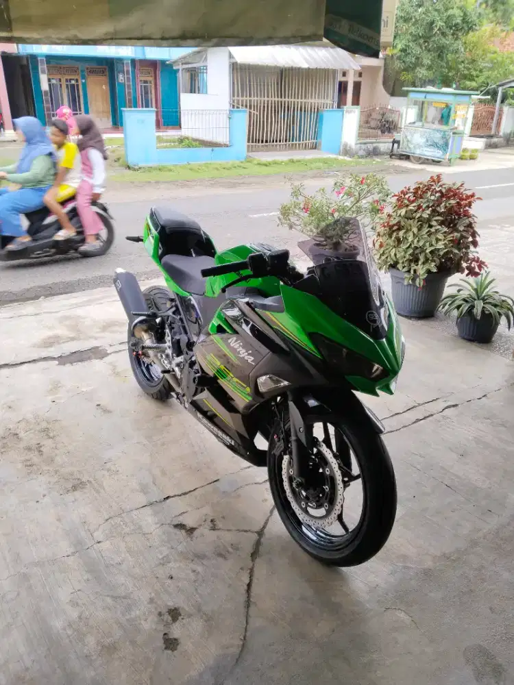 Dijual new ninja 250 fi