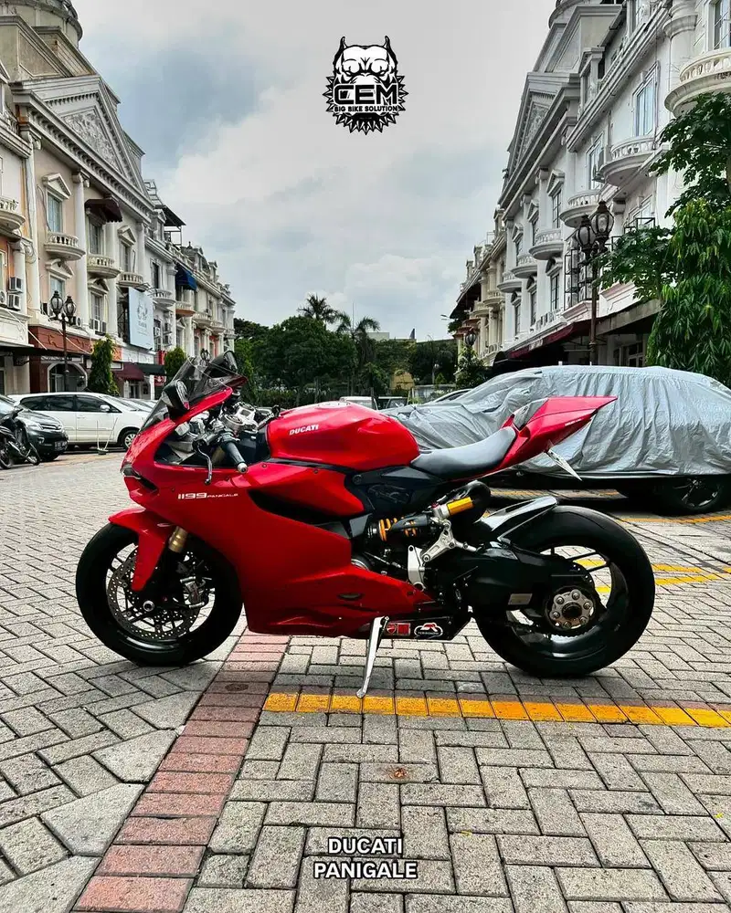 DUCATI PANIGALE 1199 NIK 2013 MULUS ACCNYA HEDON SIAP RIDING ZX6R ZX25